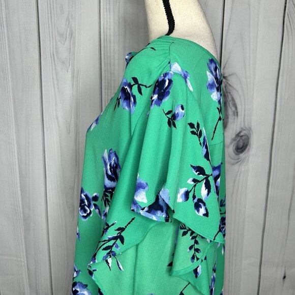 Counterparts Green Floral Blouse Sz XL Tie Front Flutter Sleeves Round Neck Top - Picture 4 of 9